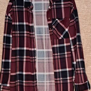 Eden & Olivia Maternity Plaid Shirt - Burgundy and Black Size S #159